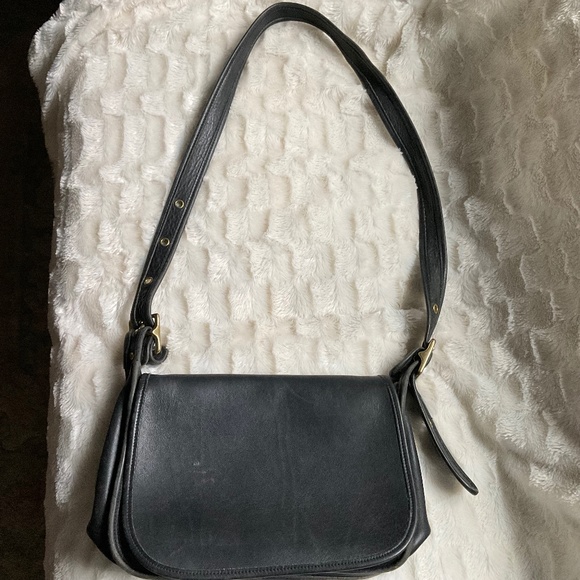 Vintage Coach Handbags - COACH Vintage USA Patricia’s Legacy Bag Black